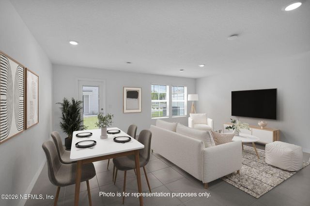 10128 WHISTLING PNE Court, Jacksonville, FL 32221