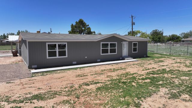809 Maple Avenue, Moriarty, NM 87035