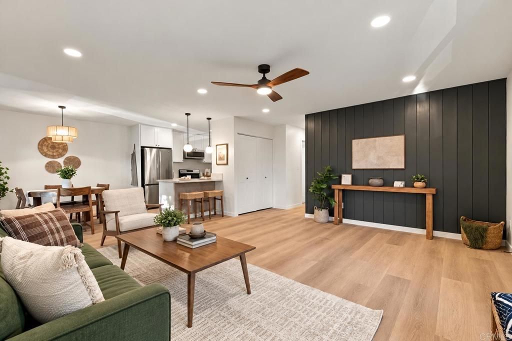 7861 Camino Tranquilo, San Diego, CA 92122 — exterior