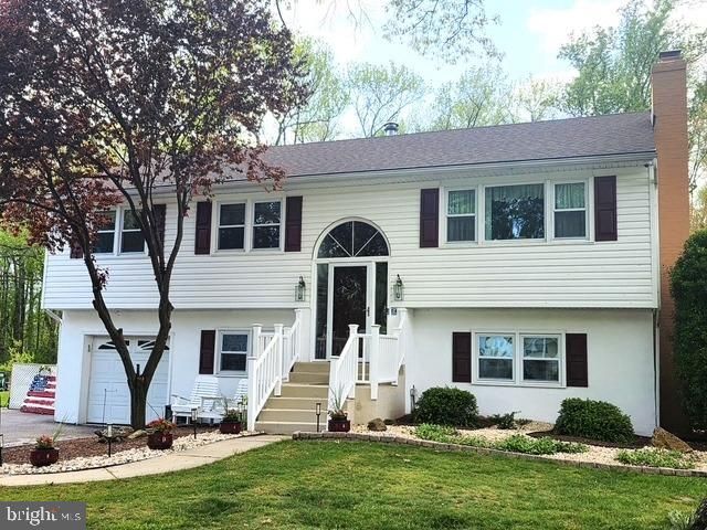 121 N HUNTER FORGE RD, Newark, DE 19713