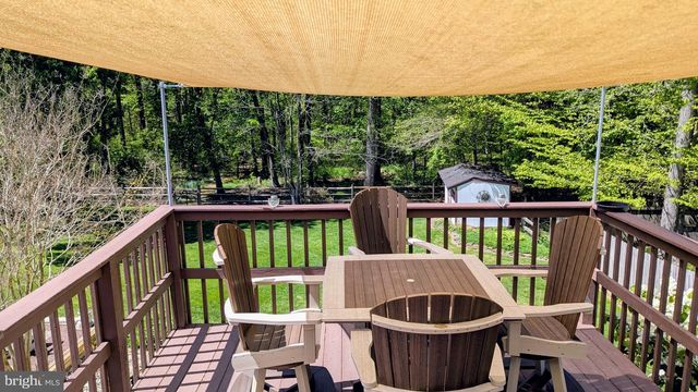 121 N HUNTER FORGE RD, Newark, DE 19713