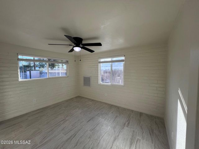 6808 E Koralee Street, Tucson, AZ 85710