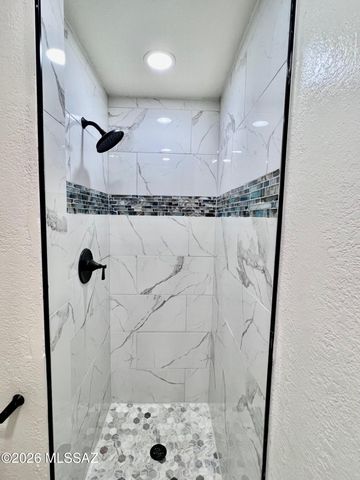 6808 E Koralee Street, Tucson, AZ 85710