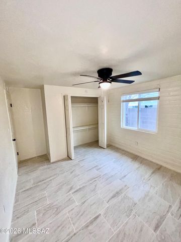 6808 E Koralee Street, Tucson, AZ 85710