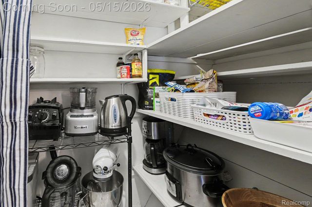 4402 Buckingham Road, Royal Oak, MI 48073