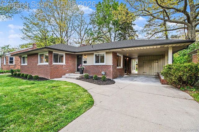 4402 Buckingham Road, Royal Oak, MI 48073