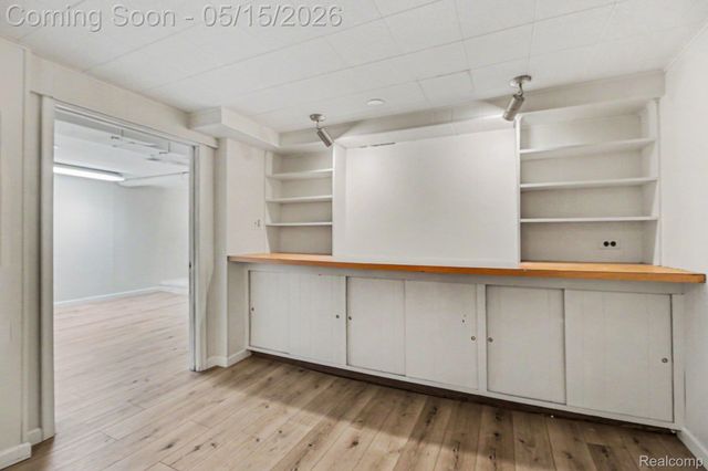 4402 Buckingham Road, Royal Oak, MI 48073