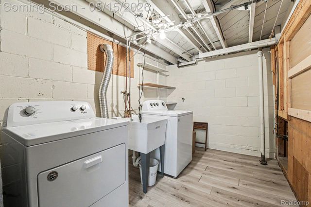 4402 Buckingham Road, Royal Oak, MI 48073