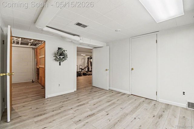 4402 Buckingham Road, Royal Oak, MI 48073