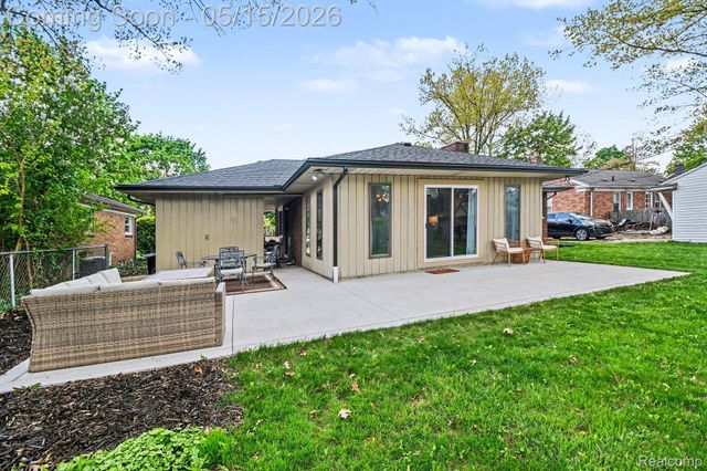 4402 Buckingham Road, Royal Oak, MI 48073