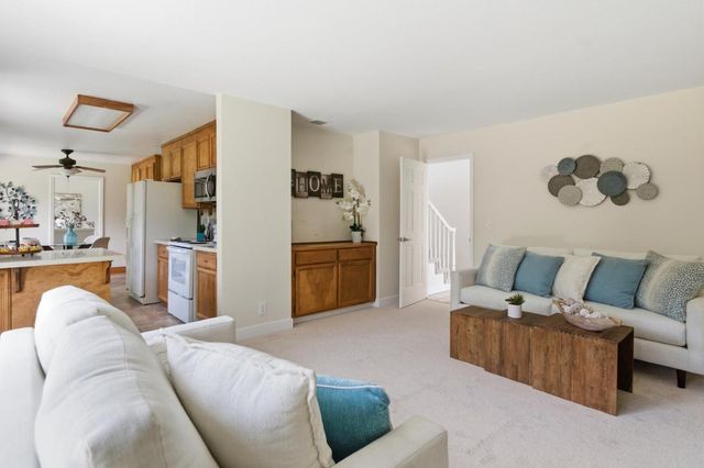 15675 La Sierra Court, Morgan Hill, CA 95037