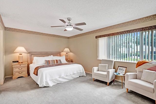 107 Half Moon Circle H1, Hypoluxo, FL 33462