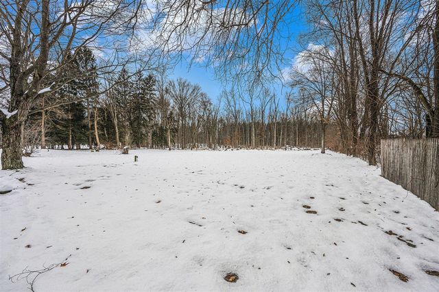 10350 S Sprinkle Road, Vicksburg, MI 49097