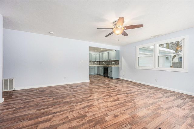 10350 S Sprinkle Road, Vicksburg, MI 49097