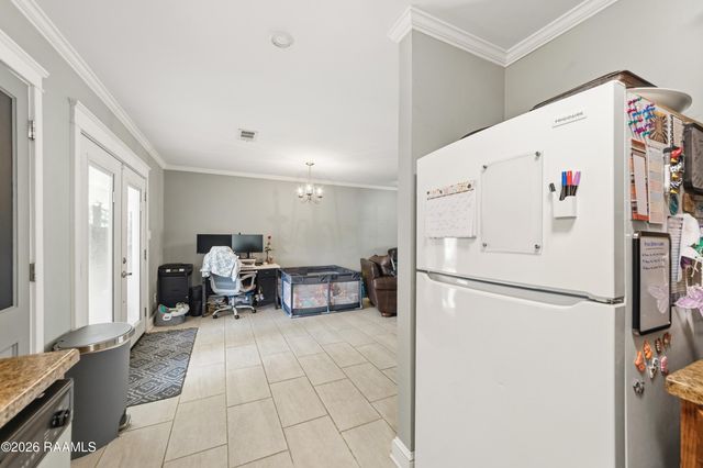 1030 Cecil Drive, Breaux Bridge, LA 70517