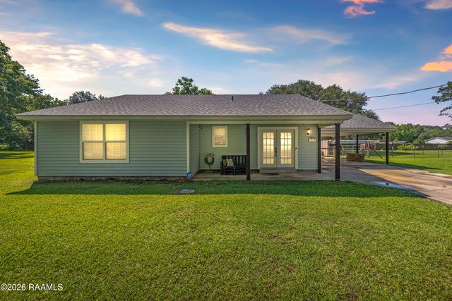 1030 Cecil Drive, Breaux Bridge, LA 70517