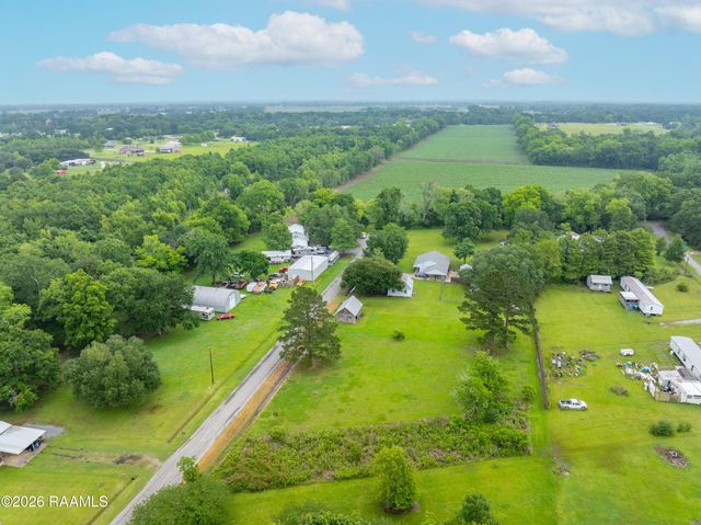 1030 Cecil Drive, Breaux Bridge, LA 70517