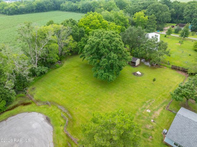 1030 Cecil Drive, Breaux Bridge, LA 70517