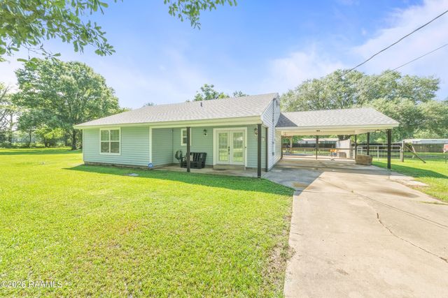 1030 Cecil Drive, Breaux Bridge, LA 70517