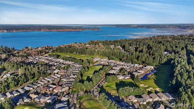 8520 Shaw Lane NE, Lacey, WA 98516