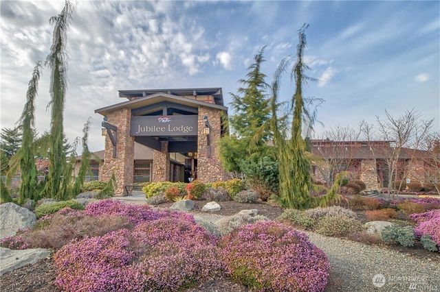 8520 Shaw Lane NE, Lacey, WA 98516