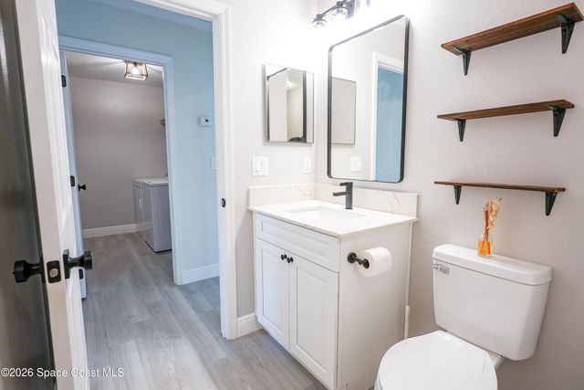 550 Brickell Street SE, Palm Bay, FL 32909