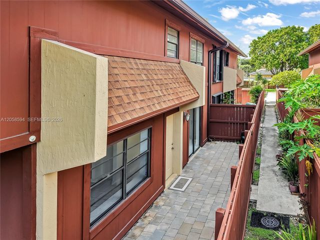7123 SW 115th Pl A-25, Miami, FL 33173