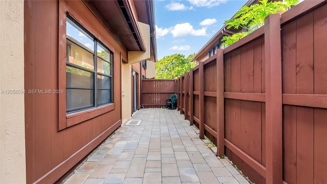 7123 SW 115th Pl A-25, Miami, FL 33173