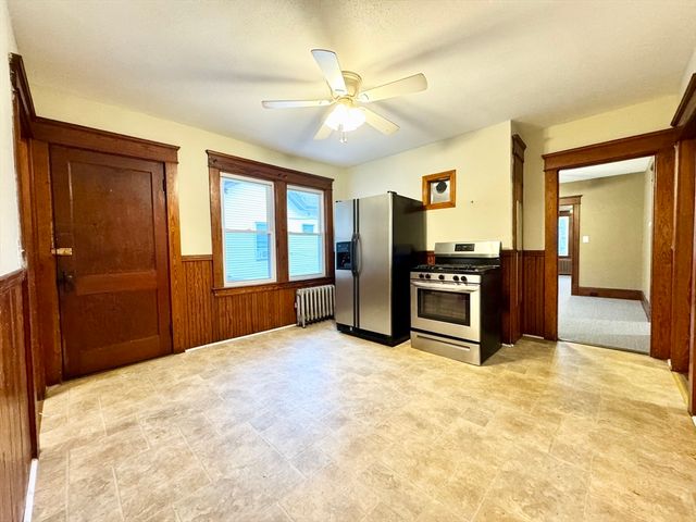 328 Stevens St 2, Lowell, MA 01851