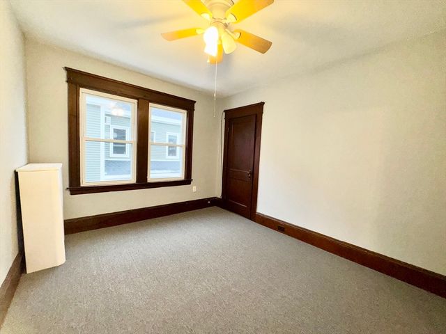 328 Stevens St 2, Lowell, MA 01851