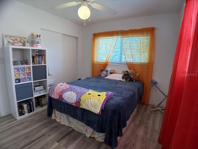1549 DELAWARE AVENUE NE, St Petersburg, FL 33703