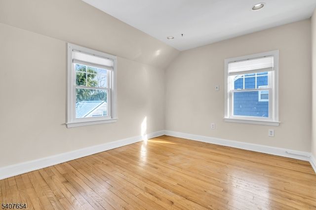 303 Ashland Rd, Middlesex Boro, NJ 08846