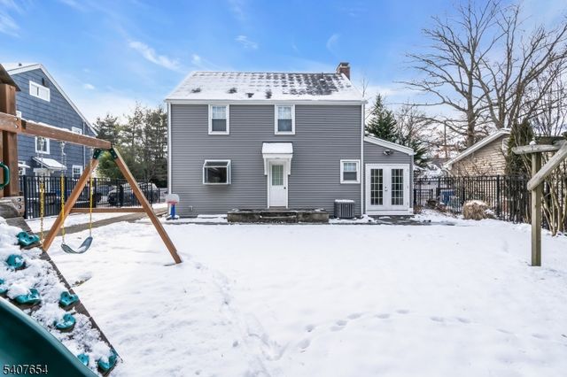 303 Ashland Rd, Middlesex Boro, NJ 08846