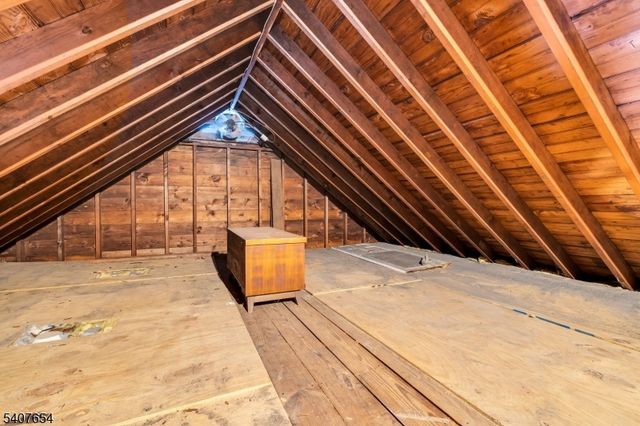 303 Ashland Rd, Middlesex Boro, NJ 08846