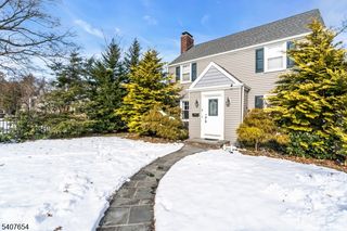 303 Ashland Rd, Middlesex Boro, NJ 08846