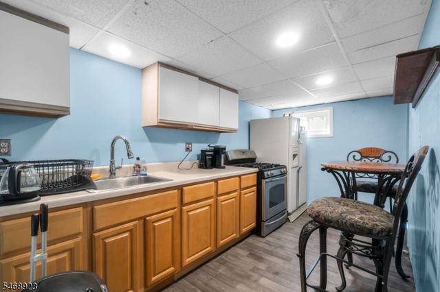 611 Fairfield Ave, Kenilworth Boro, NJ 07033