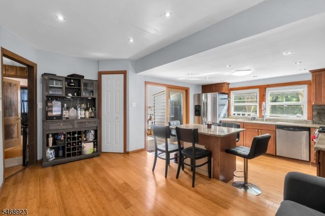 611 Fairfield Ave, Kenilworth Boro, NJ 07033