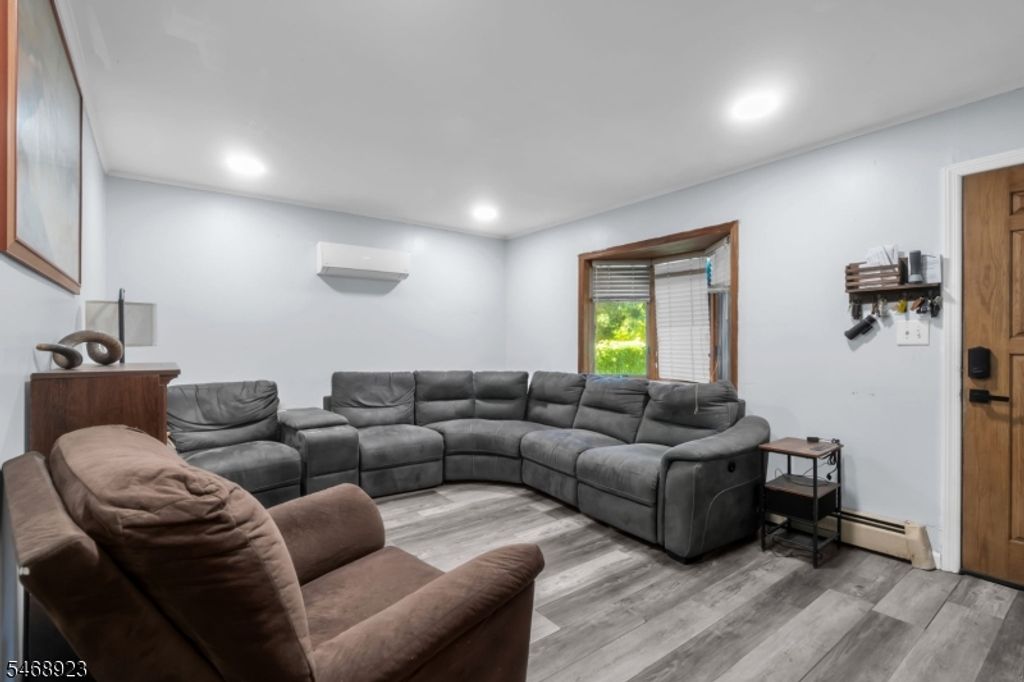 611 Fairfield Ave, Kenilworth Boro, NJ 07033 — photo 4