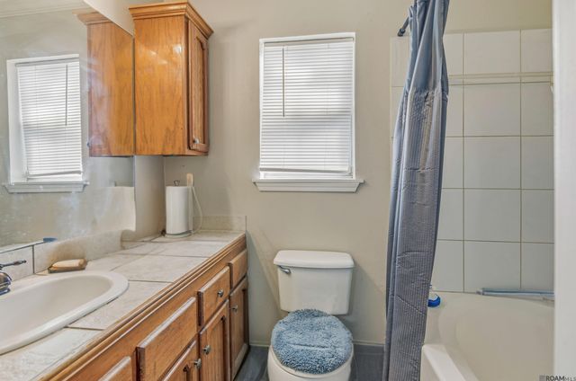 9051 Crosscreek Ave, Baton Rouge, LA 70810