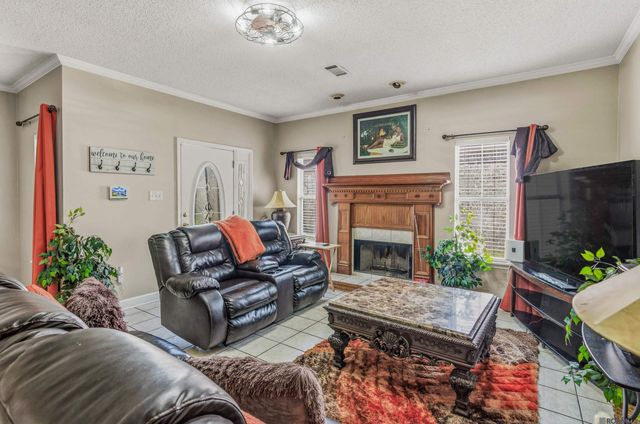 9051 Crosscreek Ave, Baton Rouge, LA 70810