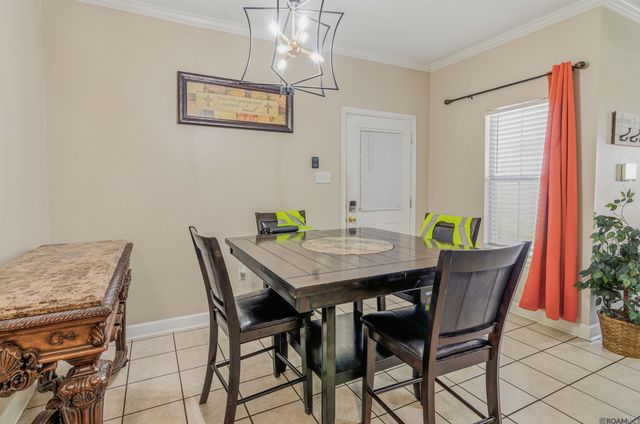 9051 Crosscreek Ave, Baton Rouge, LA 70810
