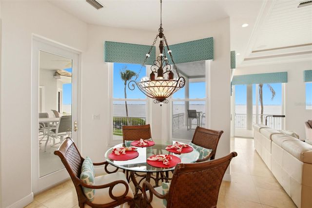 7524 WESTMORELAND DRIVE, Sarasota, FL 34243