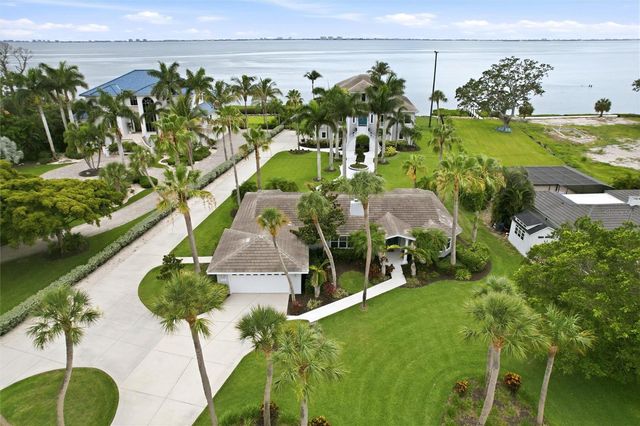 7524 WESTMORELAND DRIVE, Sarasota, FL 34243