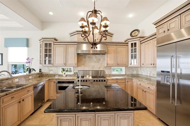 7524 WESTMORELAND DRIVE, Sarasota, FL 34243