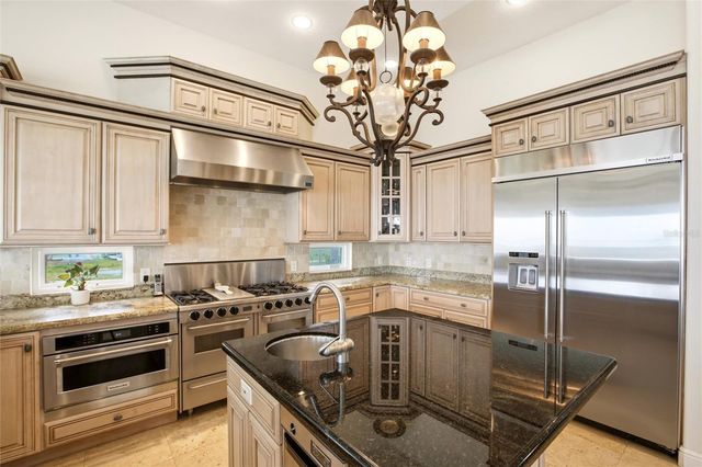 7524 WESTMORELAND DRIVE, Sarasota, FL 34243