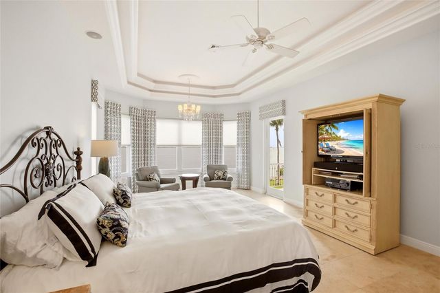 7524 WESTMORELAND DRIVE, Sarasota, FL 34243
