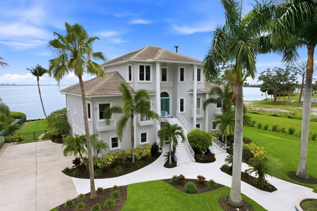 7524 WESTMORELAND DRIVE, Sarasota, FL 34243