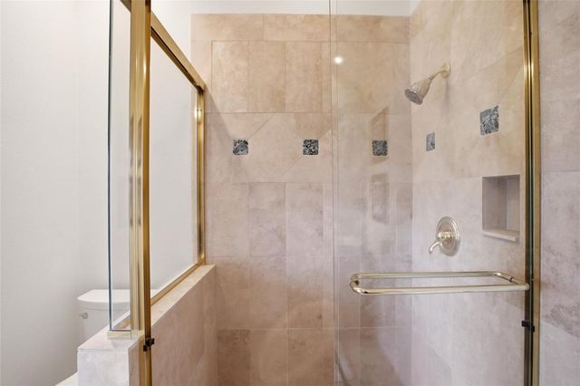 7524 WESTMORELAND DRIVE, Sarasota, FL 34243