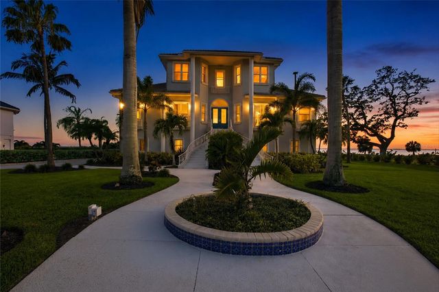 7524 WESTMORELAND DRIVE, Sarasota, FL 34243