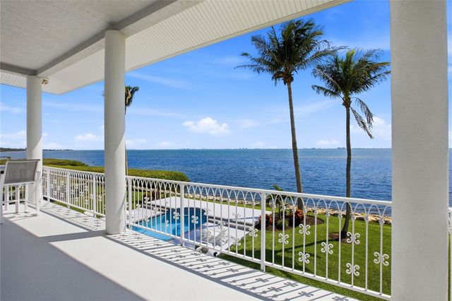 7524 WESTMORELAND DRIVE, Sarasota, FL 34243